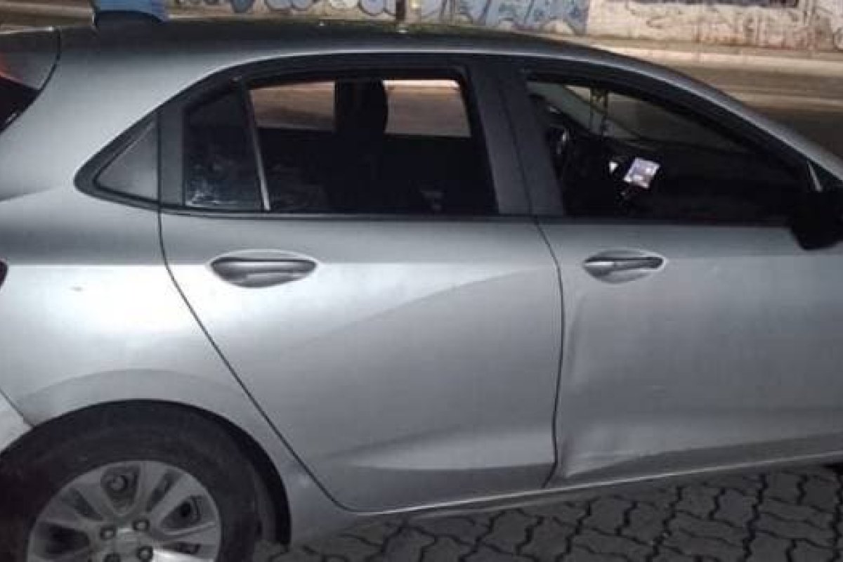 Motoristas fogem na contramão após suspeita de 'arrastão' em avenida movimentada de Salvador