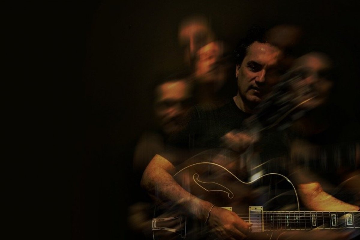 Com muita maturidade e memórias afetivas, Péri finaliza canções   e lança novo trabalho autoral, o álbum inédito, ”Eu e o Tempo”  