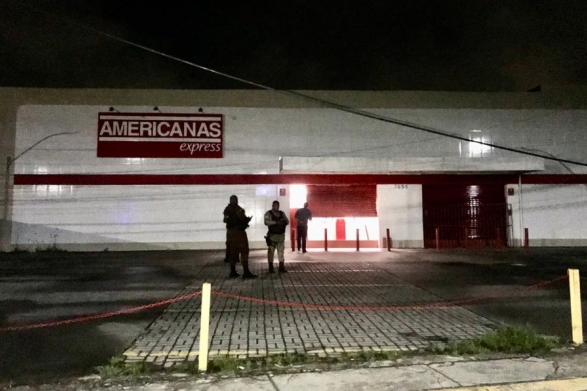 Lojas Americanas são alvos de arrombamentos em bairros de Salvador 