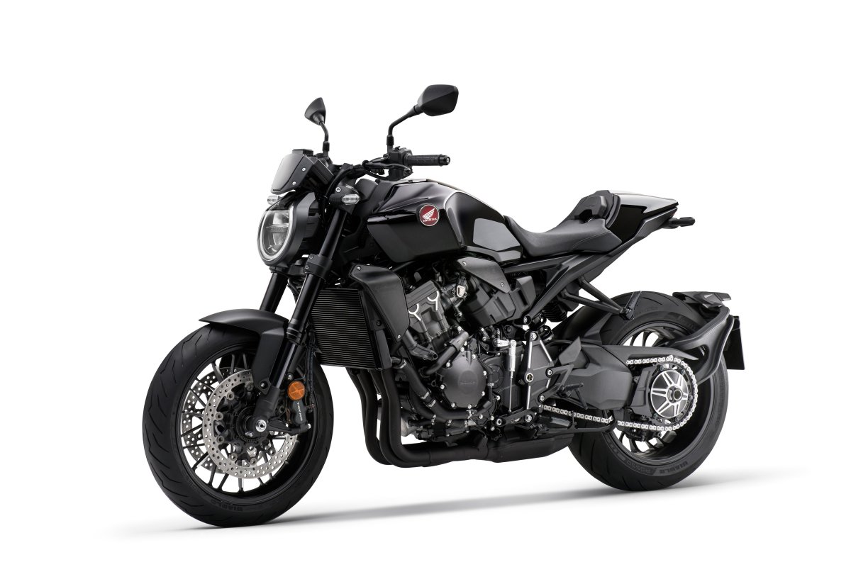 Honda renova CB1000R e lança versão especial Black Edition