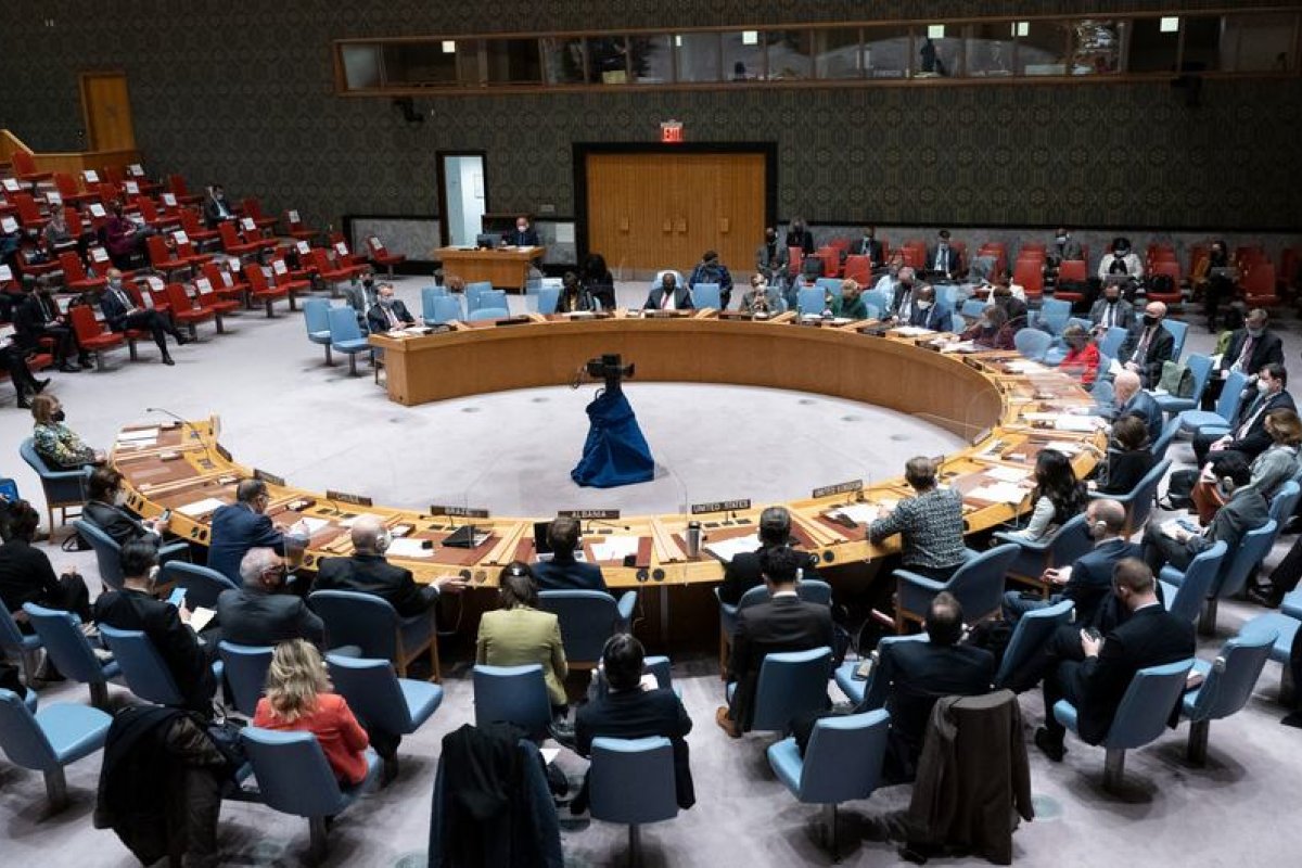 ONU: Guterres pede a Putin que pare as tropas e dê uma chance à paz