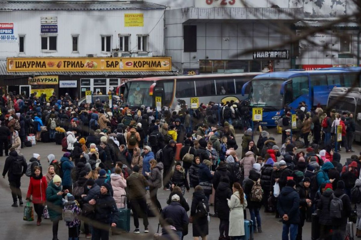 Polônia recebe mais de 360 mil refugiados ucranianos após invasão da Rússia