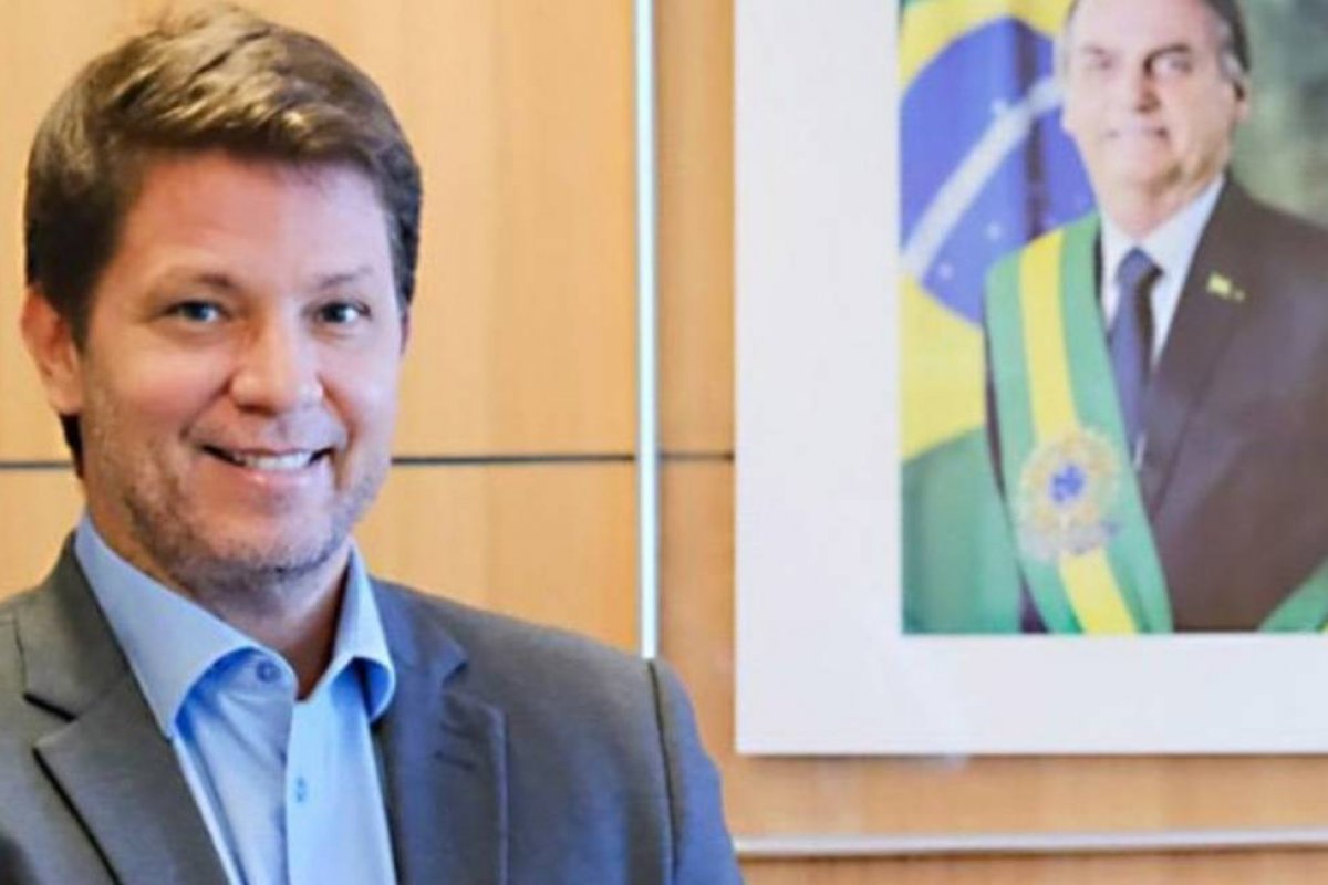 'Eu tenho vontade de seguir o que Bolsonaro precisar', diz Mário Frias sobre futuro na política