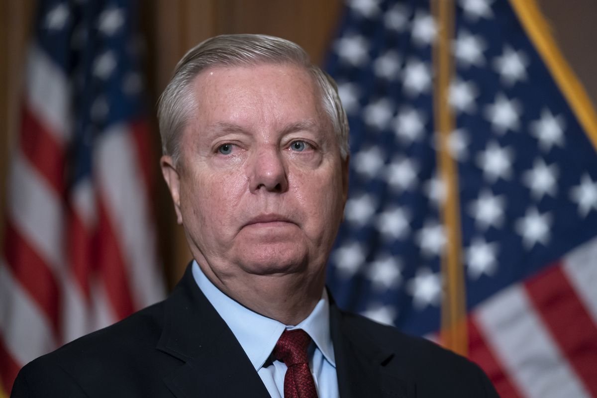 Senador americano polemiza ao diz que russos devem "assassinar Putin"