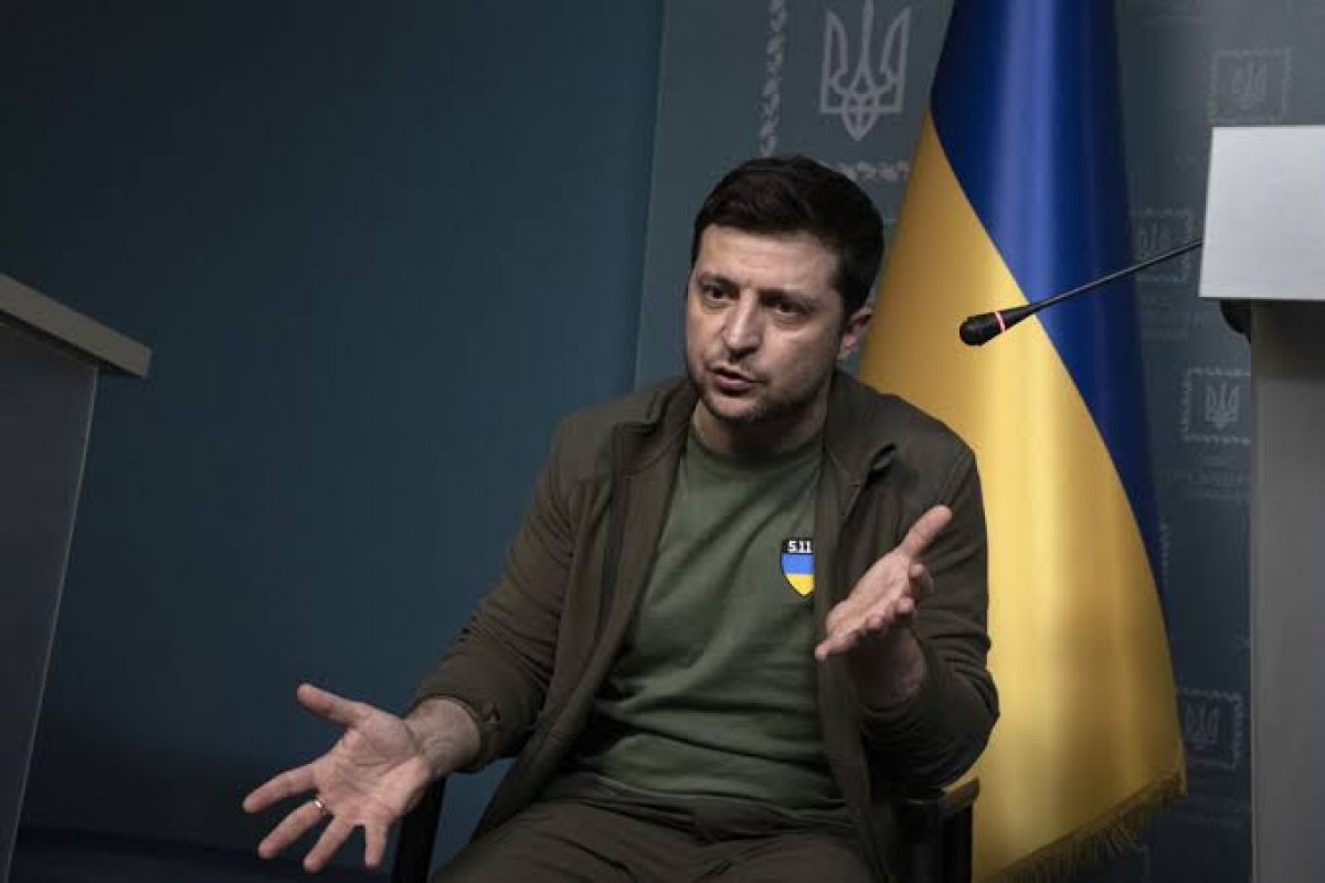 Presidente da Ucrânia questiona ‘silêncio’ dos líderes ocidentais após novas ameaças 