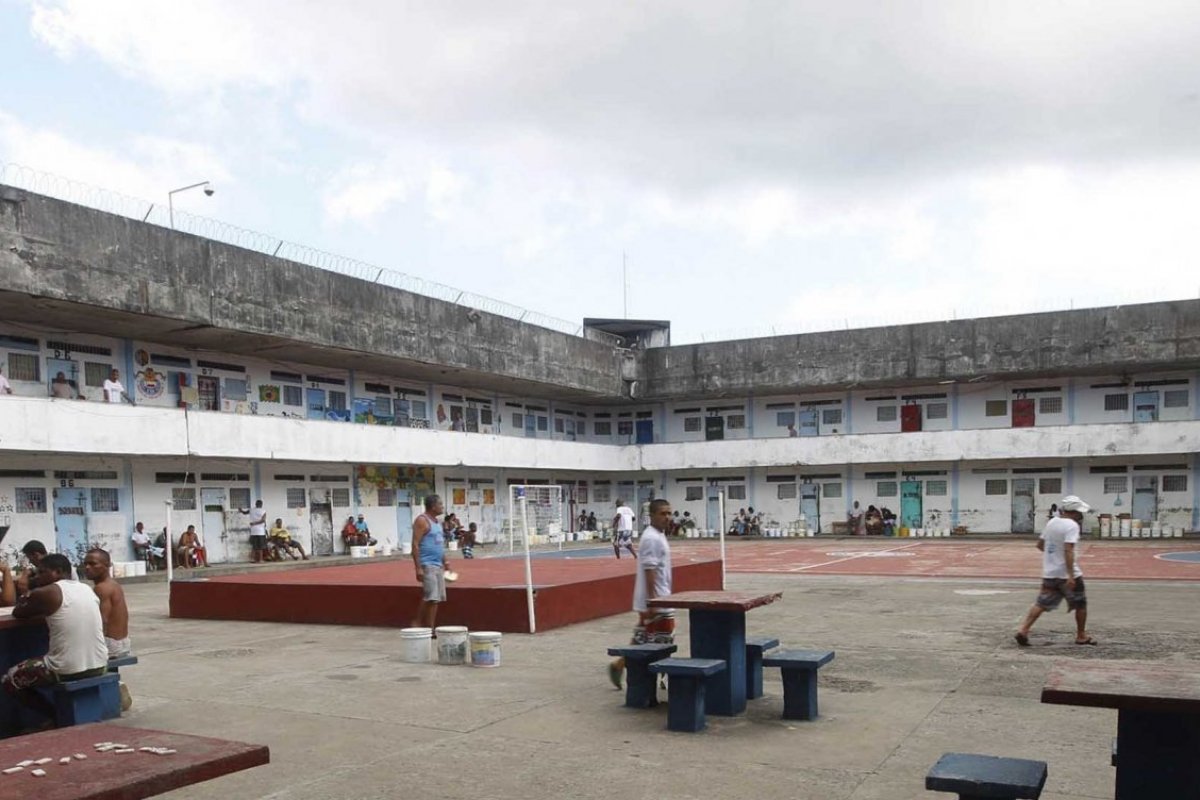Presos fogem do Complexo Penitenciário da Mata Escura, em Salvador