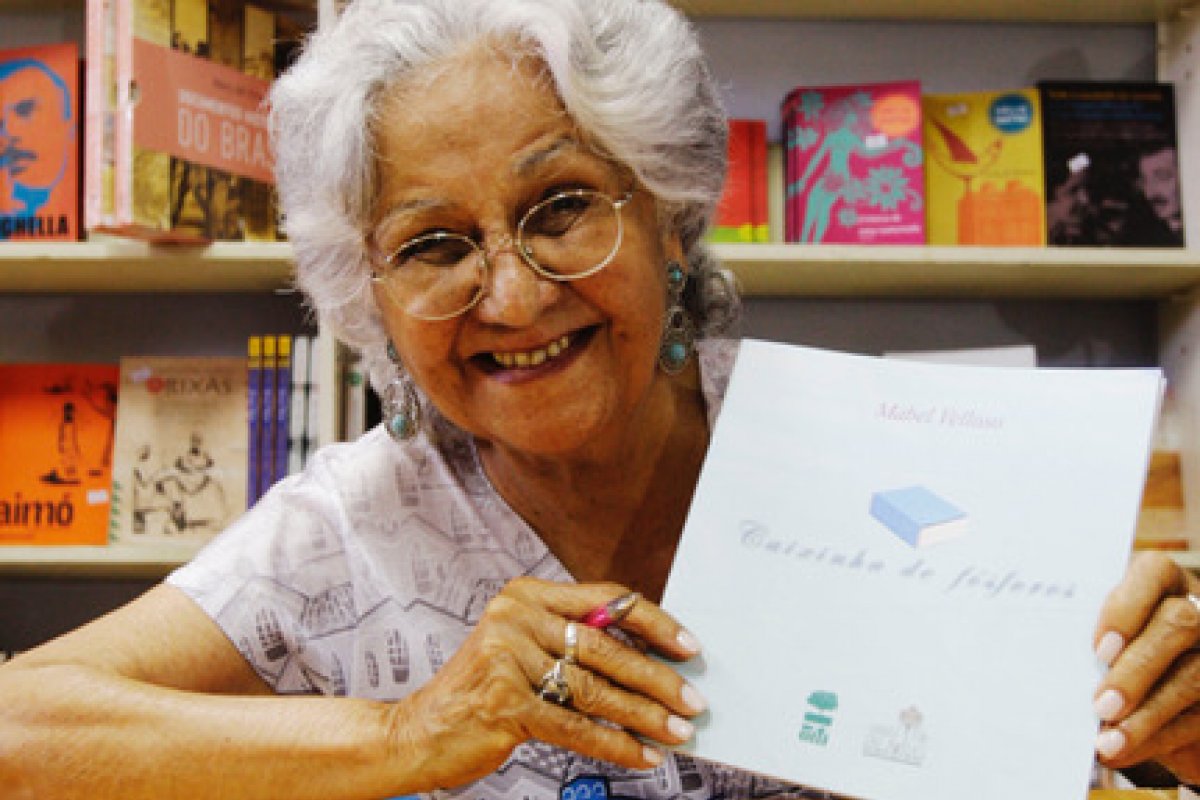 Mabel Velloso relança três infantis e reforça a importância da formação de leitores 