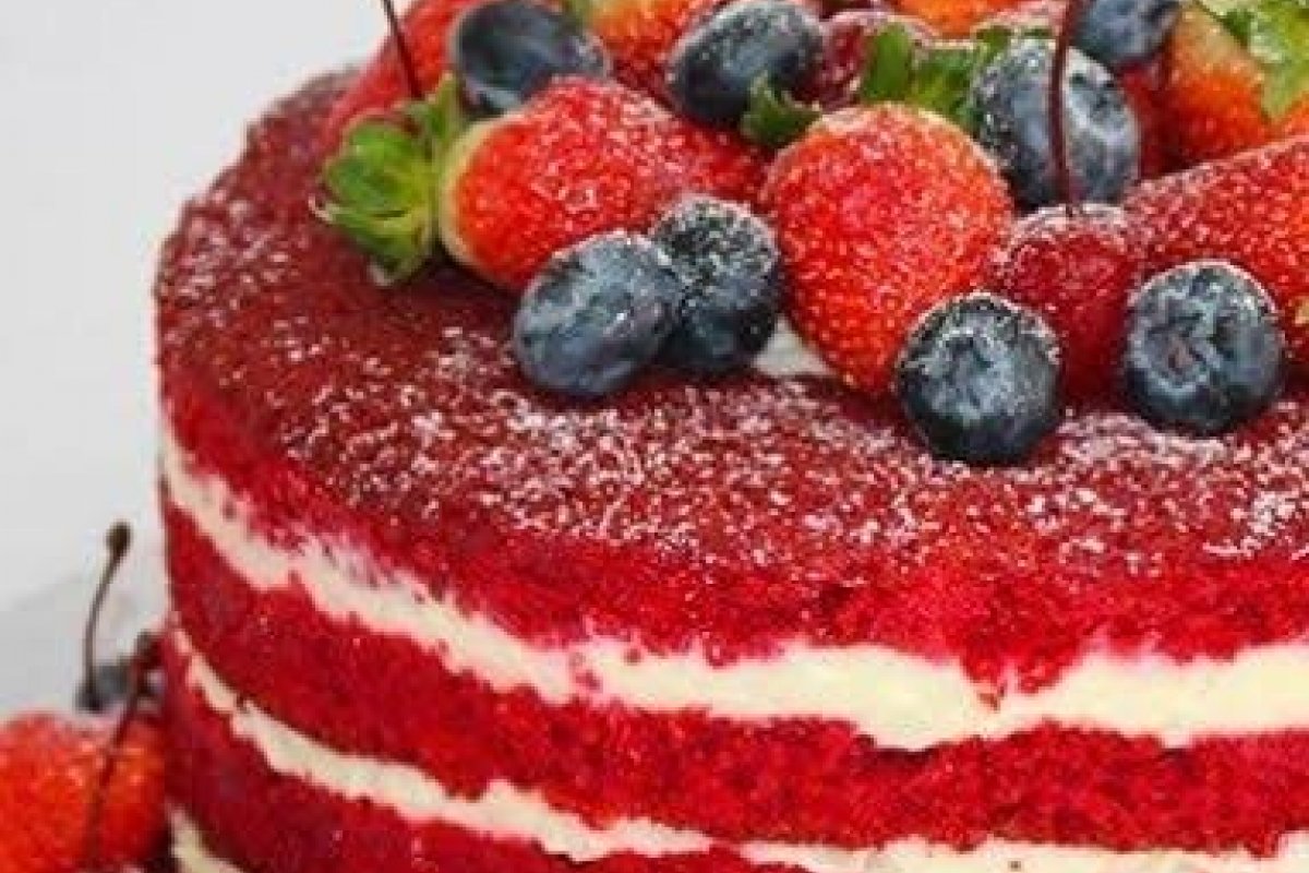 Confira os aniversariantes famosos desta terça-feira, 08 de março 