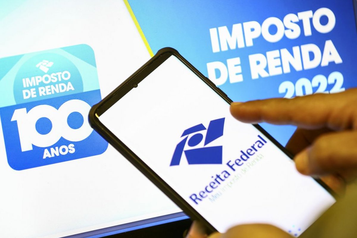 Veja como declarar IRPF pelo celular 