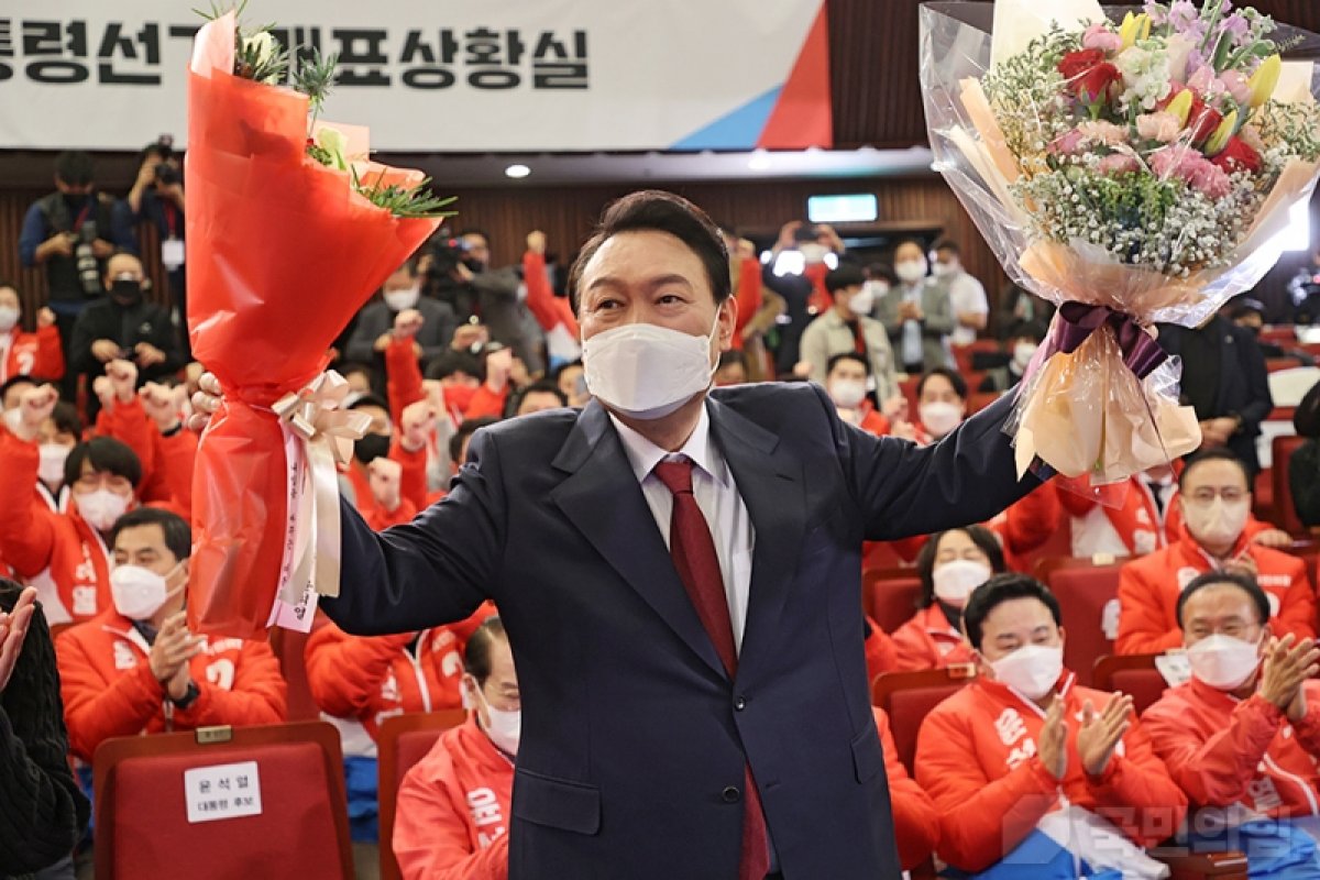 Conservador Yoon Suk-yeol é eleito presidente da Coreia do Sul