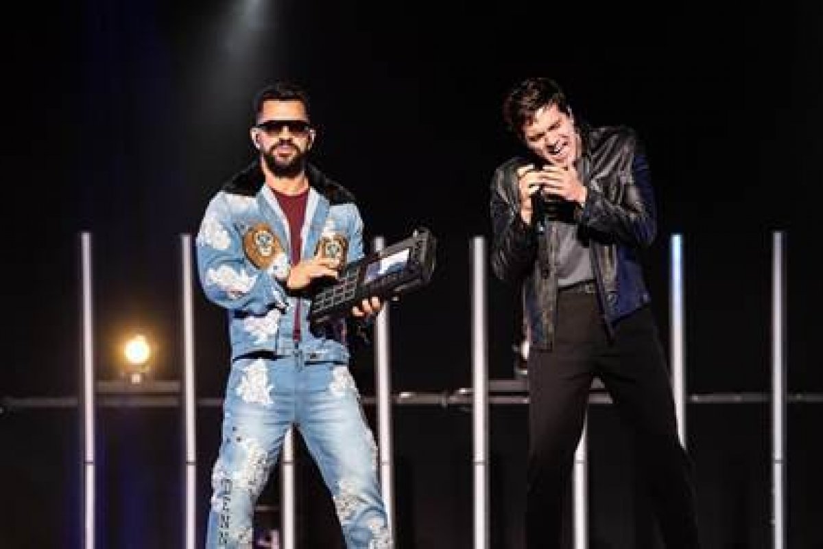 DENNIS anuncia grande lançamento do álbum com participação de Luan Santana  