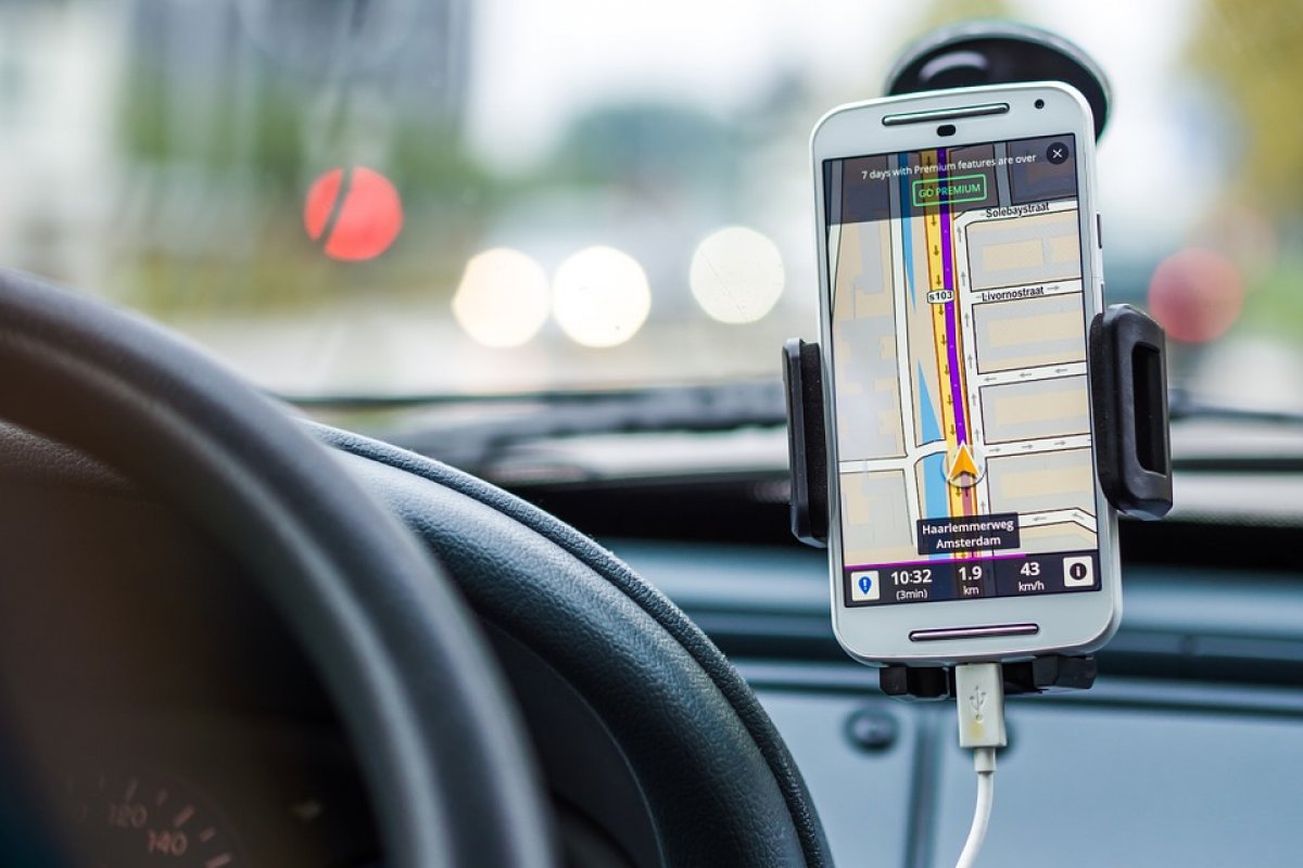 99 e Uber decidem reajustar ganhos de motoristas após alta dos combustíveis