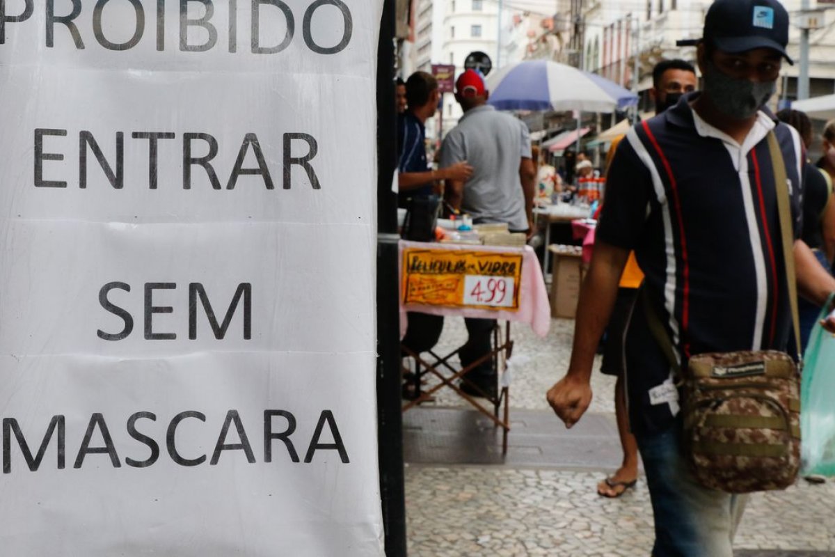 Há exatos dois anos, Brasil registrava a primeira morte por Covid-19