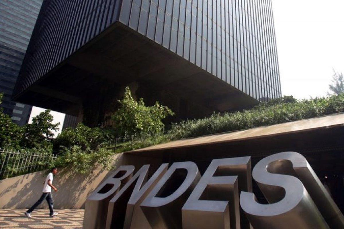BNDES vai financiar energia solar para consumidor da Região Norte