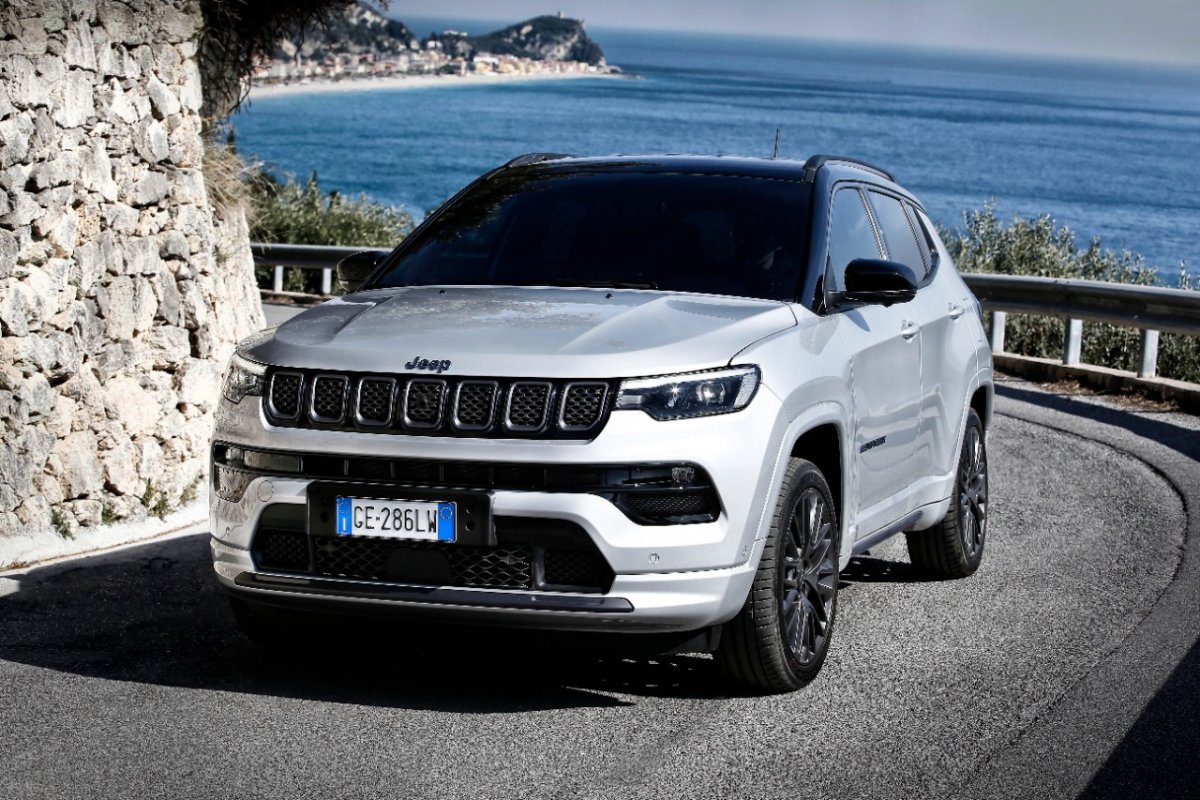 Jeep Compass híbrido não será pernambucano e promete até 52km/l de gasolina