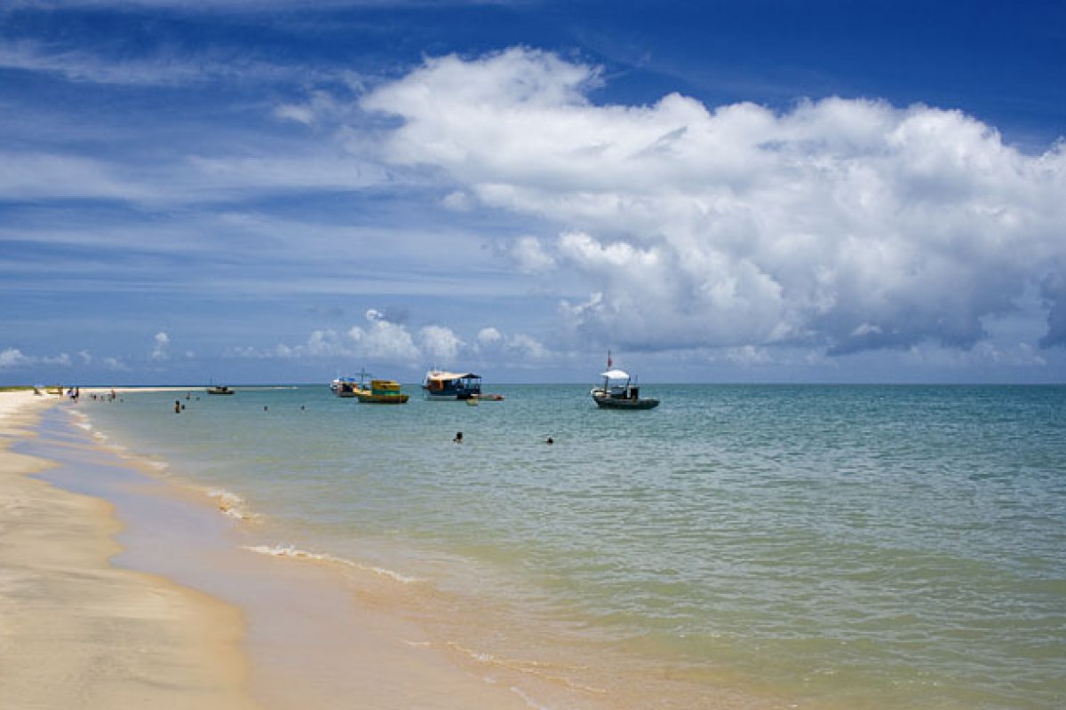 Promovendo a sustentabilidade no sul da Bahia, projeto de coleta é expandido para a Ponta do Corumbau  