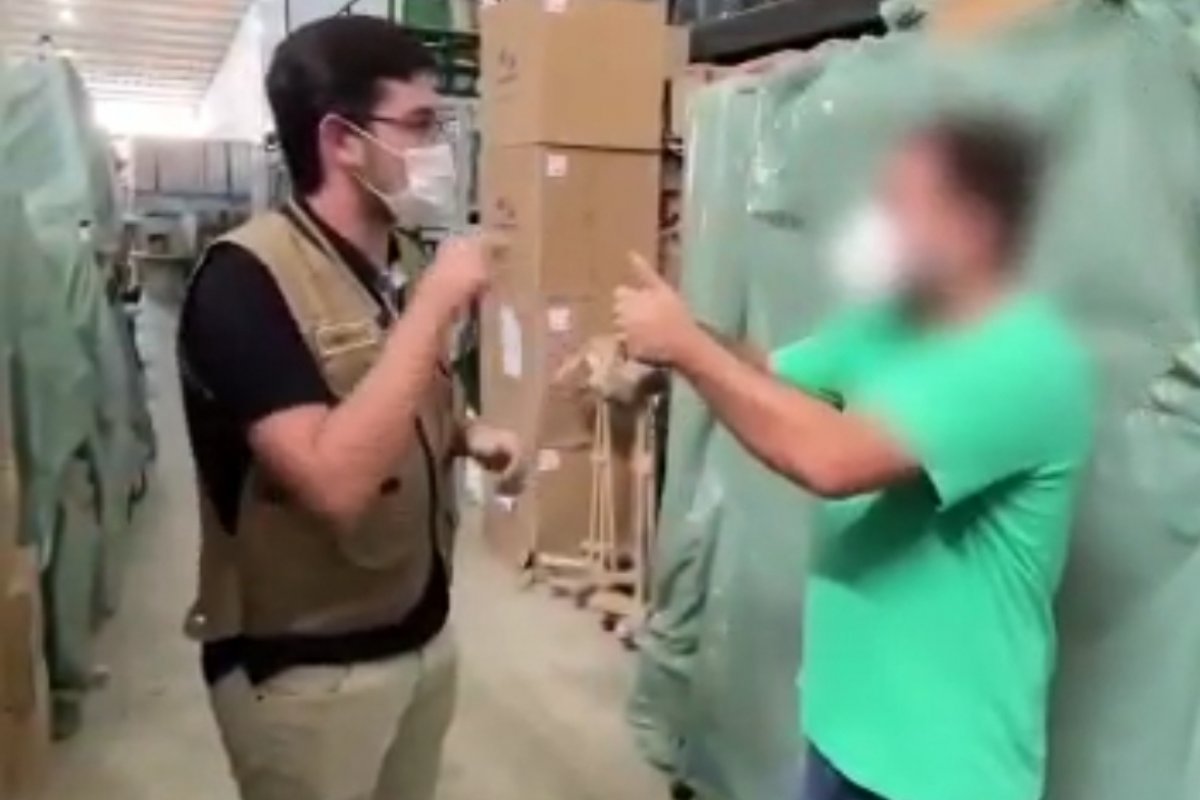 Vídeo: vereador de Fortaleza denuncia suposto uso ocioso de equipamentos de saúde 