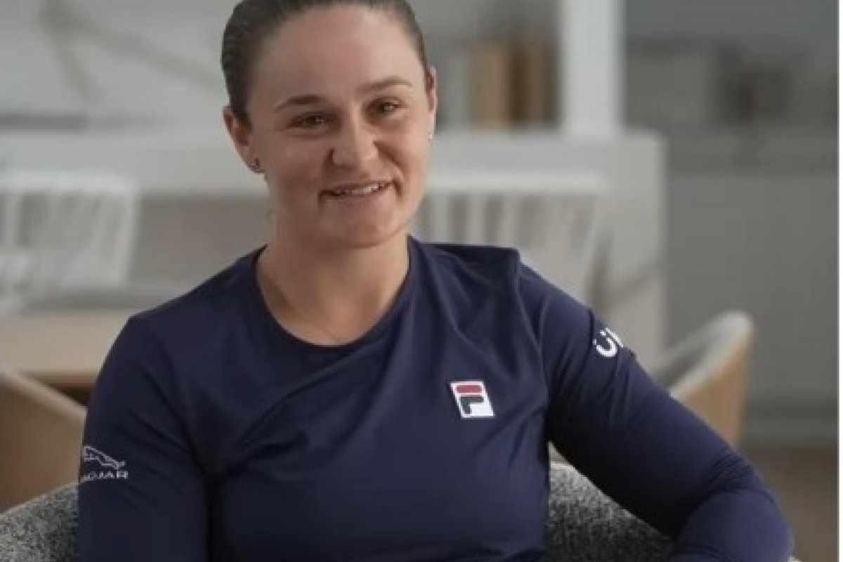 Tenista número 1 do mundo,  Ashleigh Barty, anuncia aposentadoria aos 25 anos
