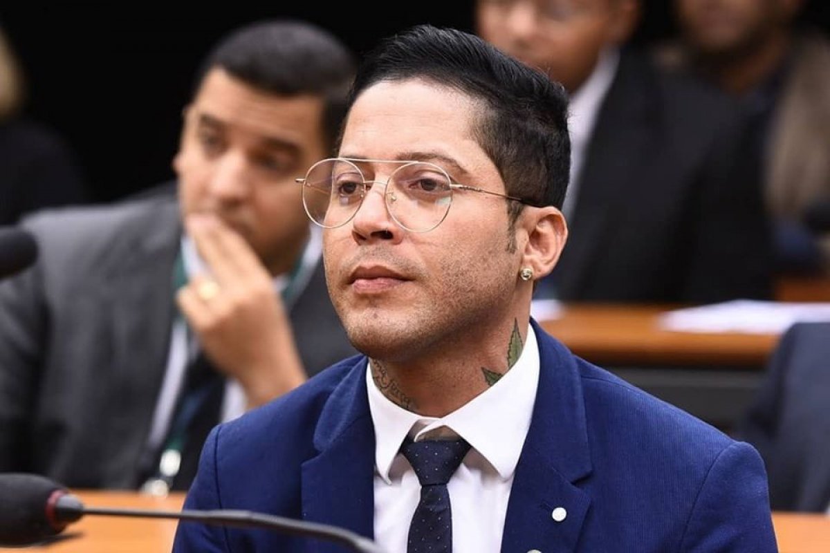 Líder em faltas na Câmara, Igor Kannário é o 5º deputado que mais gasta com cartão corporativo