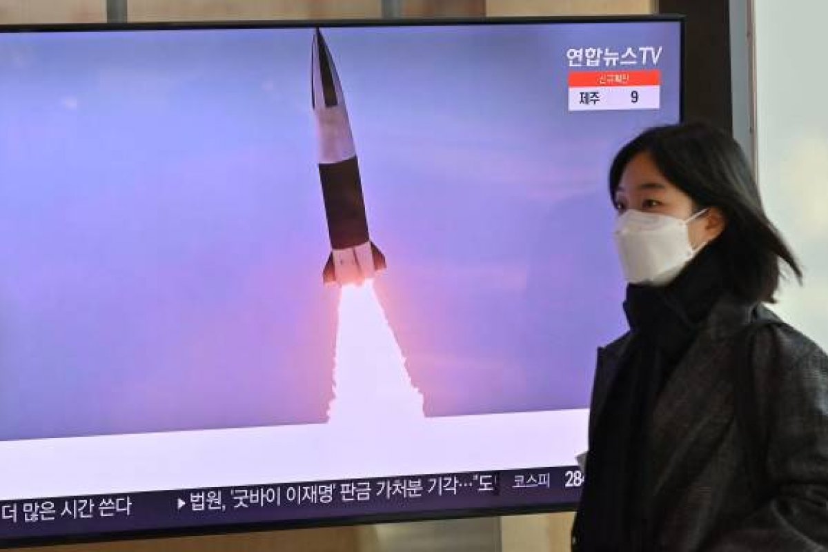 Coreia do Norte testa míssil intercontinental, afirmam Japão e Coreia do Sul