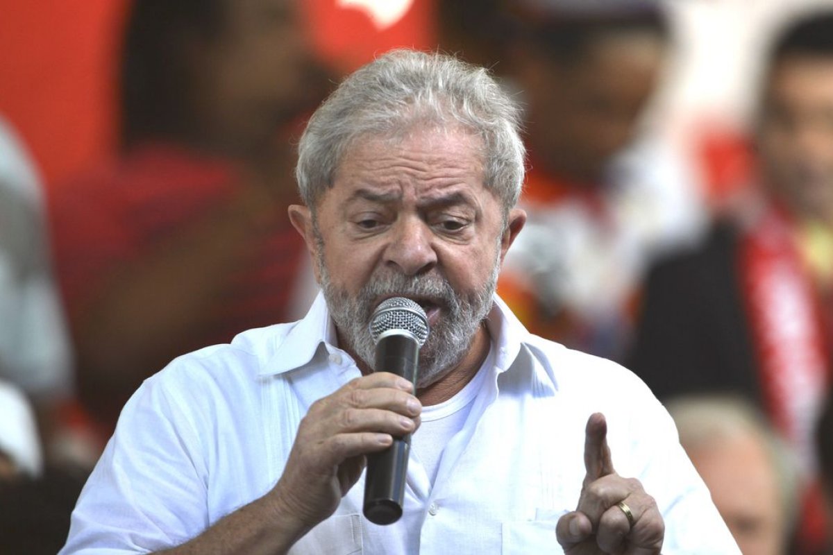 “Muito forte”, afirma Lula sobre possível aliança com Alckmin