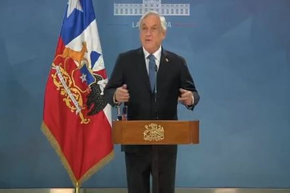 Presidente chileno  propõe 'acordo social' em resposta a protestos no país