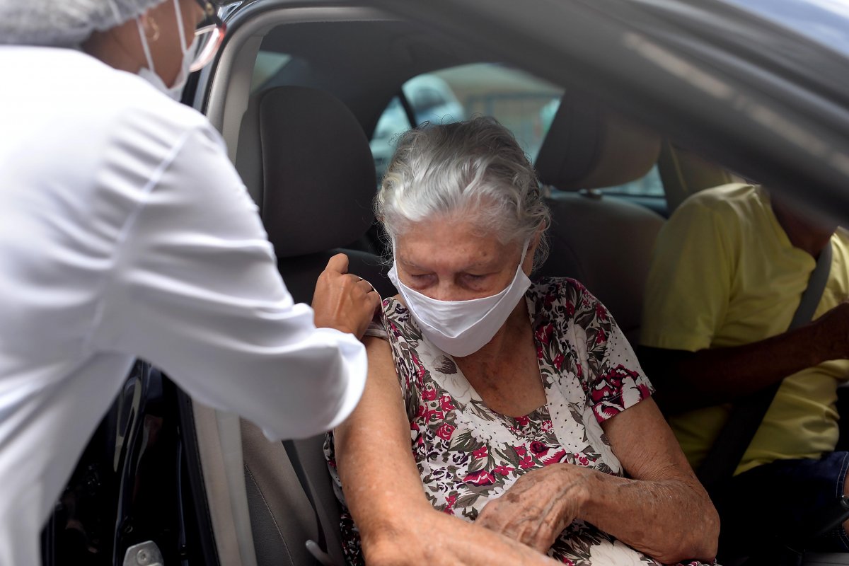 Covid-19: Salvador retoma vacinação nesta segunda-feira (28)