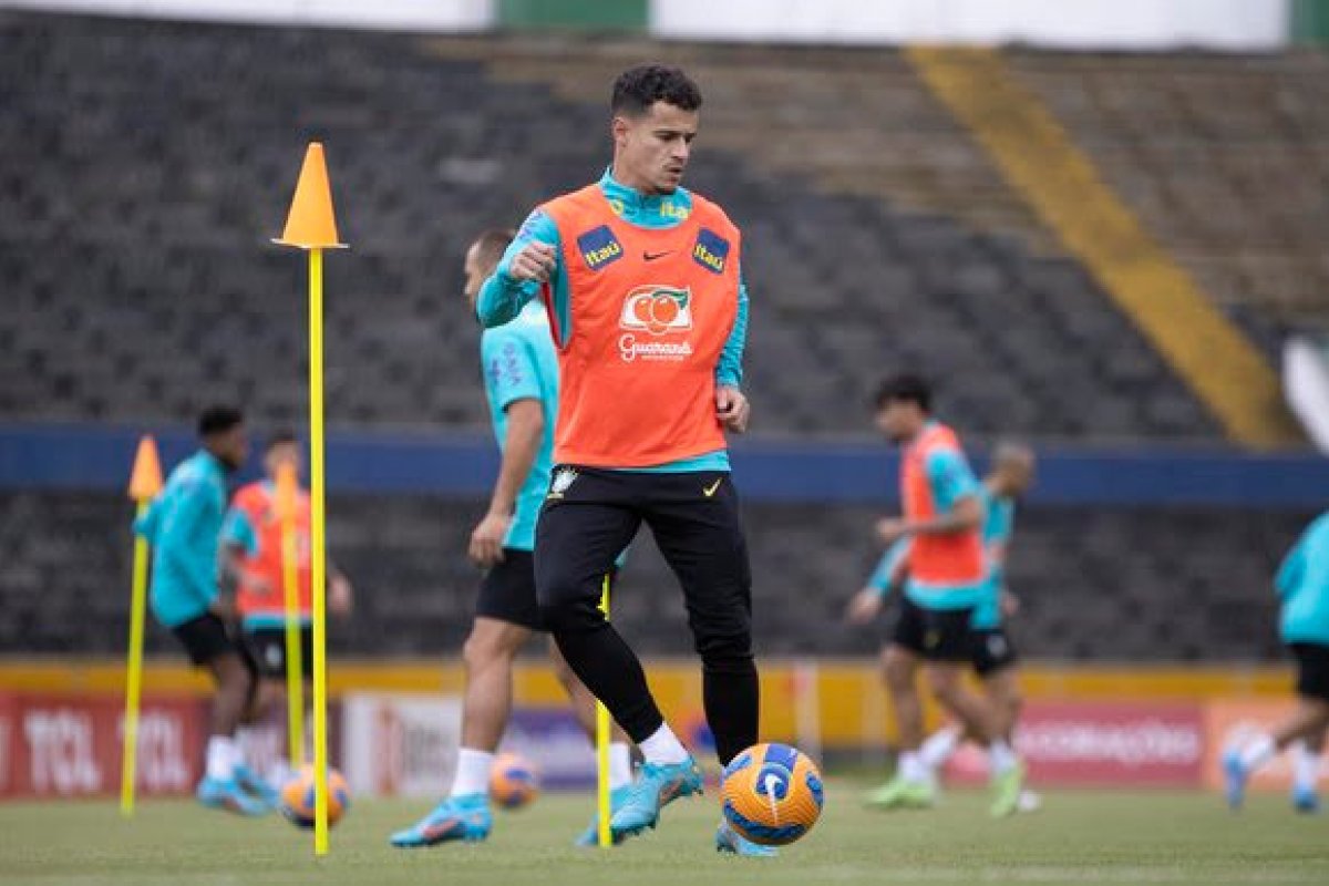 Brasil visita Bolívia em La Paz tentando superar recorde de vitórias da Argentina nas Eliminatórias