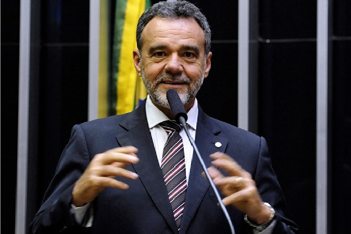Eleições: Daniel Almeida sobre saída do PP da base: "encontrou razões para estar do outro lado" 