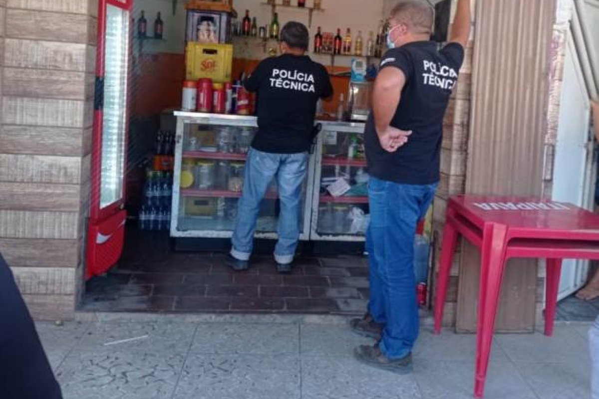 Jovem é morto dentro de bar em Feira de Santana após ser perseguido