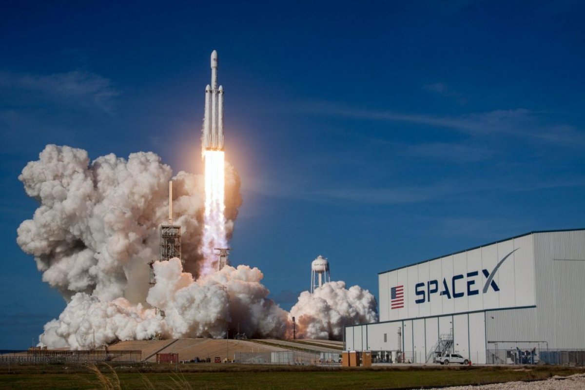 SpaceX: nova missão coloca nanossatélite da UnB em órbita