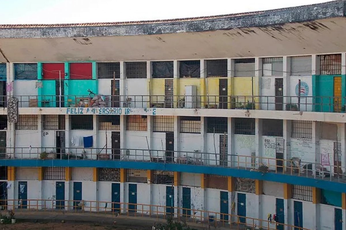 Homem é condenado a 14 anos de prisão por homicídio na BR-324