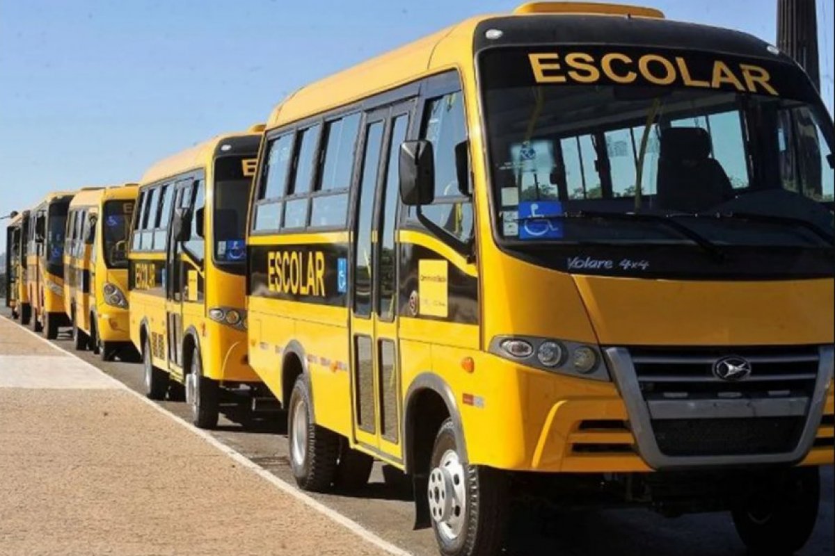 MP e TCU pedem análise de possível sobrepreço em licitação de ônibus escolares