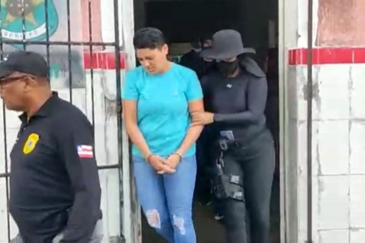 Investigada por morte de empresário em pousada de luxo deixa SE e é transferida para BA
