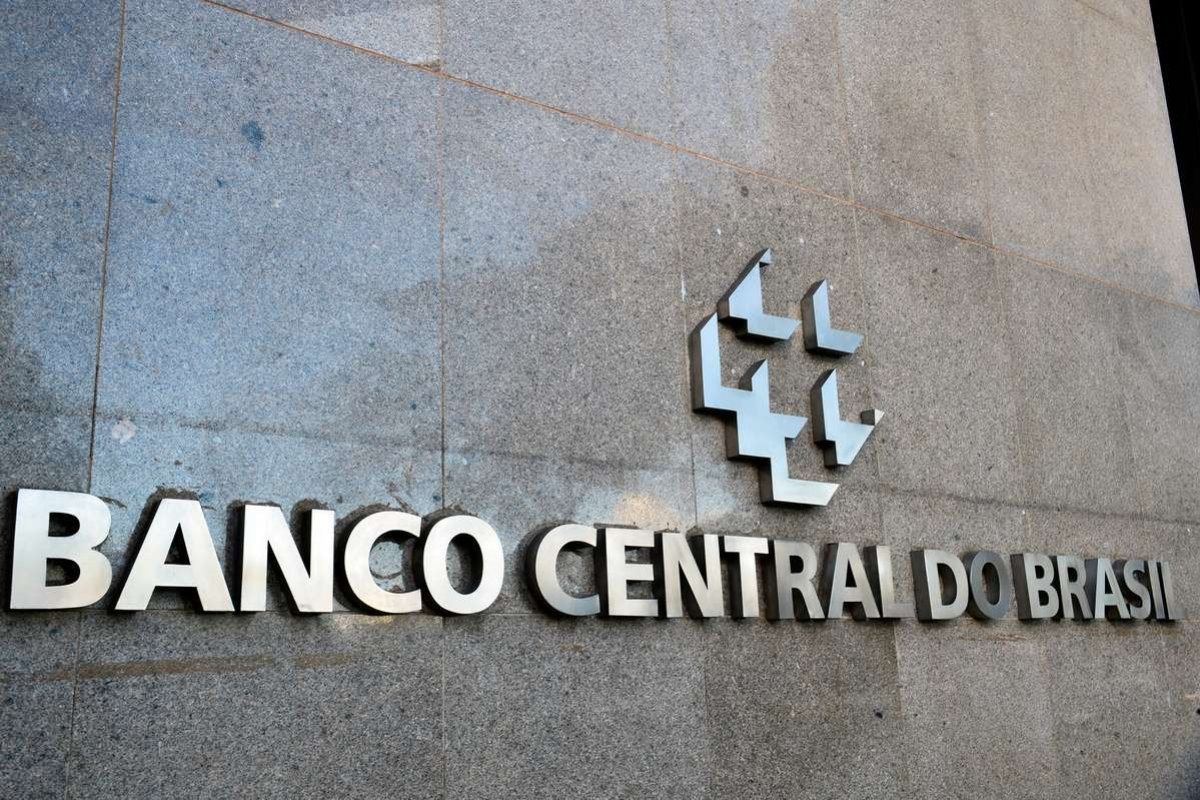 Reunião com o governo não tem acordo e servidores do Banco Central decidem intensificar greve