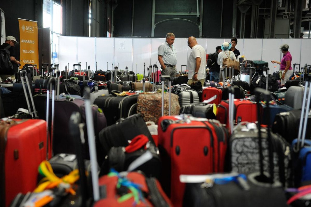 Gol aumenta taxa de despacho de bagagem para viagens aéreas; confira valores