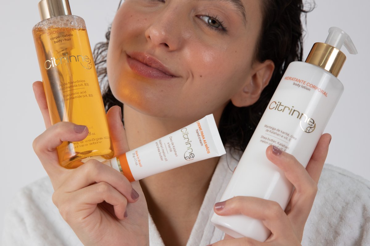 Chega ao mercado nova marca de cosméticos cruelty free com fórmulas minimalistas e alta performance! 