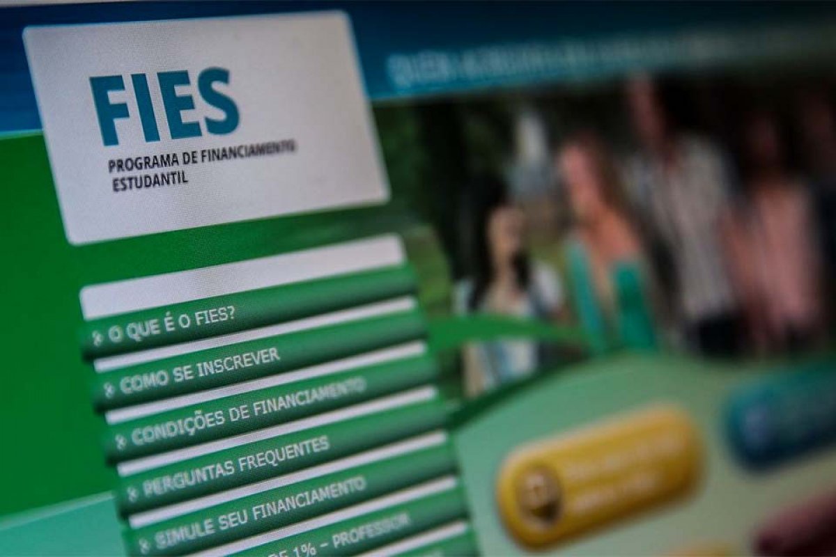 Mais de 127 mil alunos já solicitaram a renegociação de dívidas do Fies, diz FNDE