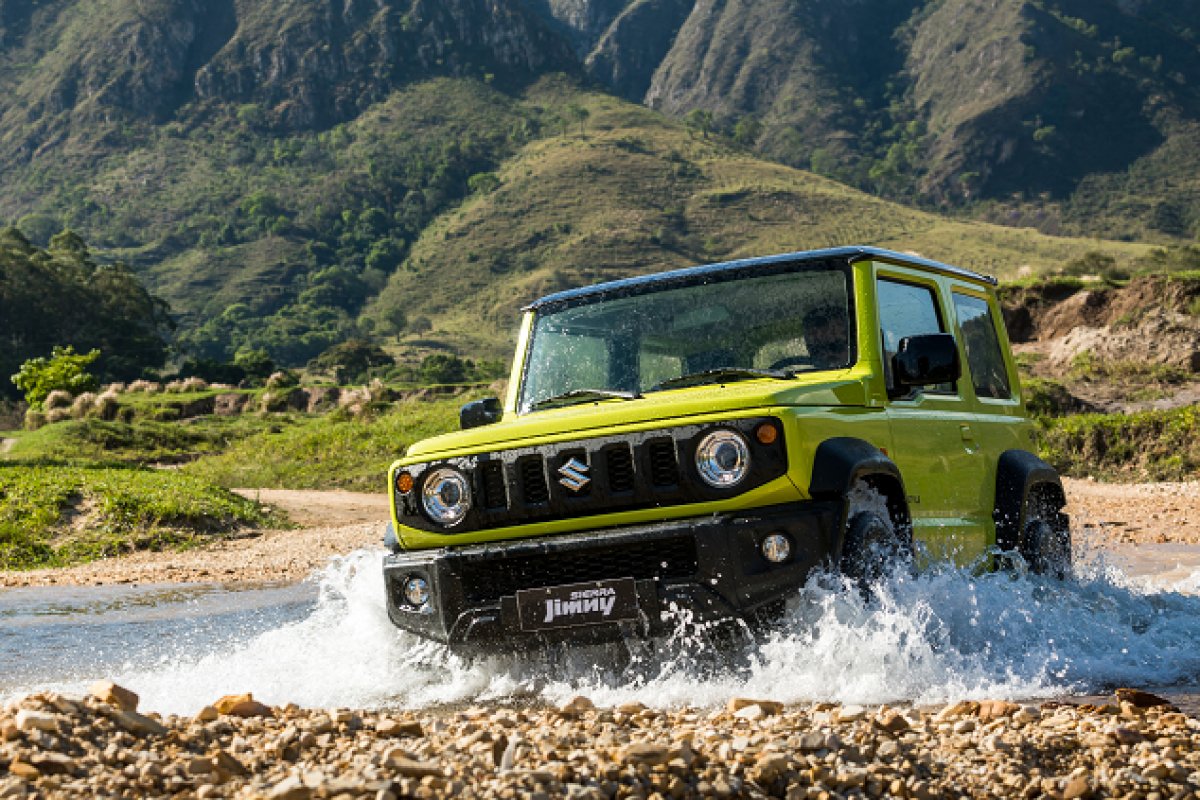 Andamos no novo jipinho da Suzuki: Jimny Sierra