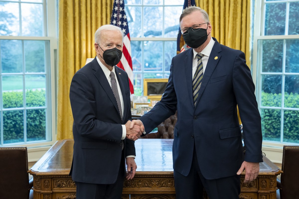 Embaixador do Brasil encontra Joe Biden na Casa Branca