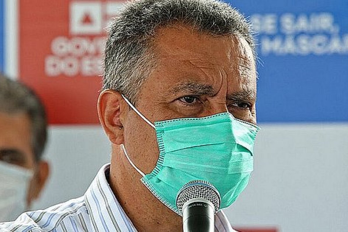 Governo publica decreto que desobriga uso de máscaras em locais fechados na Bahia