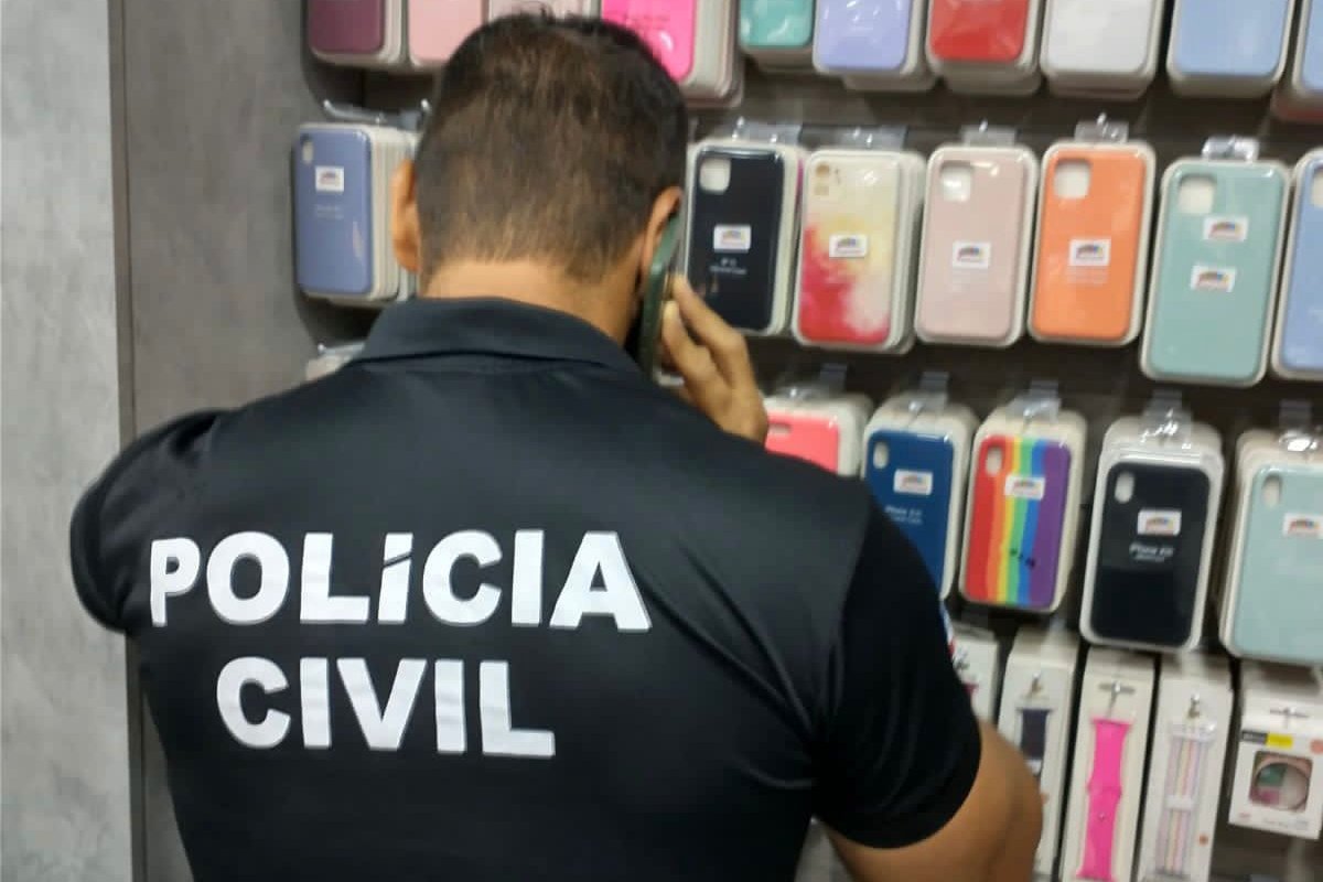 Vídeo: Lojas de equipamentos para smartphones têm produtos apreendidos em shoppings de Salvador e RMS