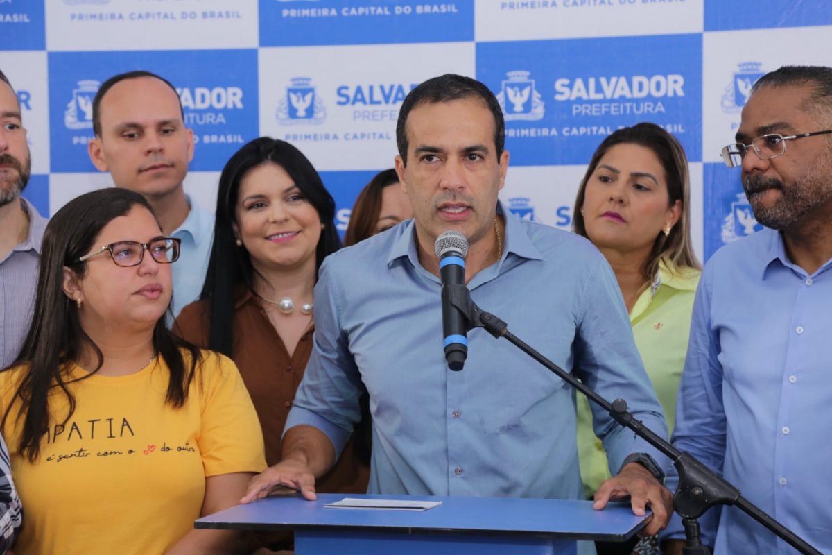 Bruno Reis rebate críticas de Rui Costa sobre transporte público municipal