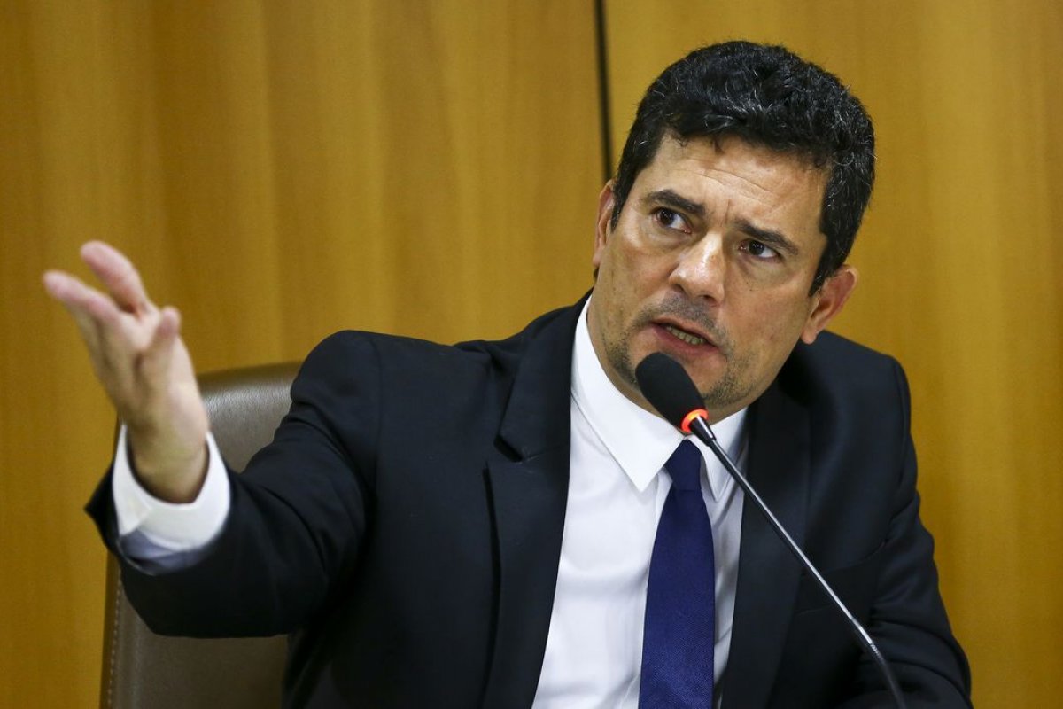 "Sigo como um soldado da democracia", diz Moro após União Brasil confirmar Bivar como pré-candidato