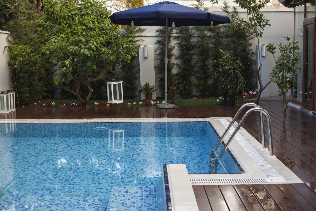Conheça a nova lei que define normas de segurança para instalação e funcionamento de piscinas