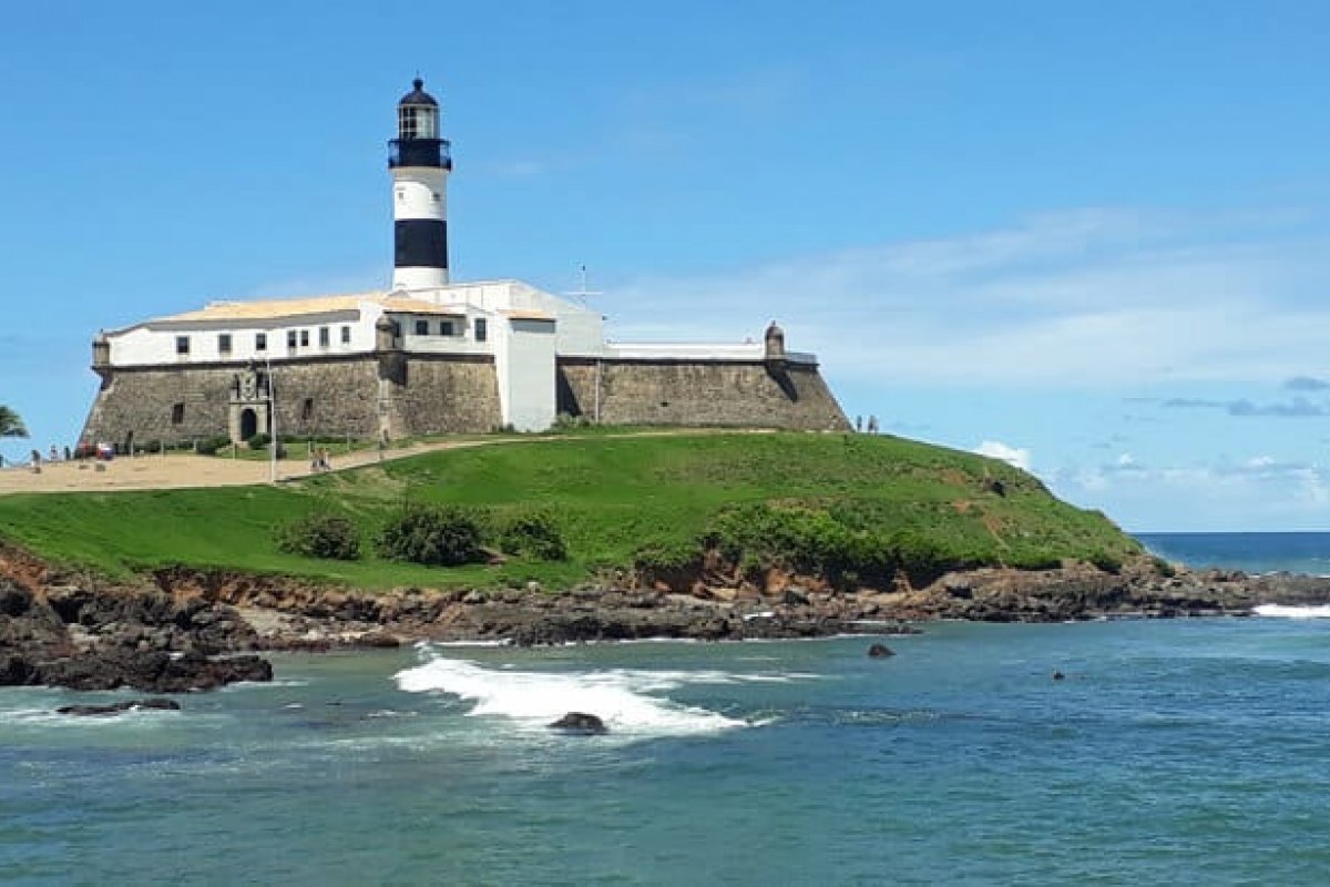 Confira 5 destinos de praia no Nordeste mais reservados no feriado de Tiradentes