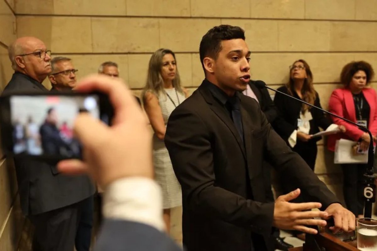 Caso Gabriel Monteiro: câmara do RJ não consegue notificar vereador sobre processo de cassação