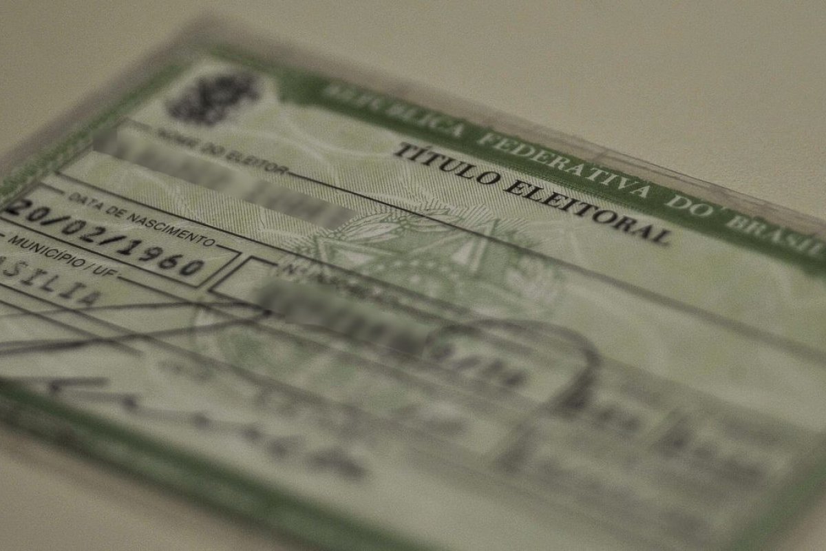 Eleições: apenas 15% dos jovens baianos aptos a votar fizeram o título até o mês de março
