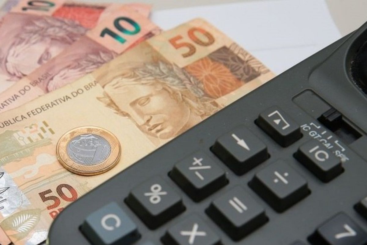 Empresas brasileiras ganham mais tempo para aderir parcelamento de dividas
