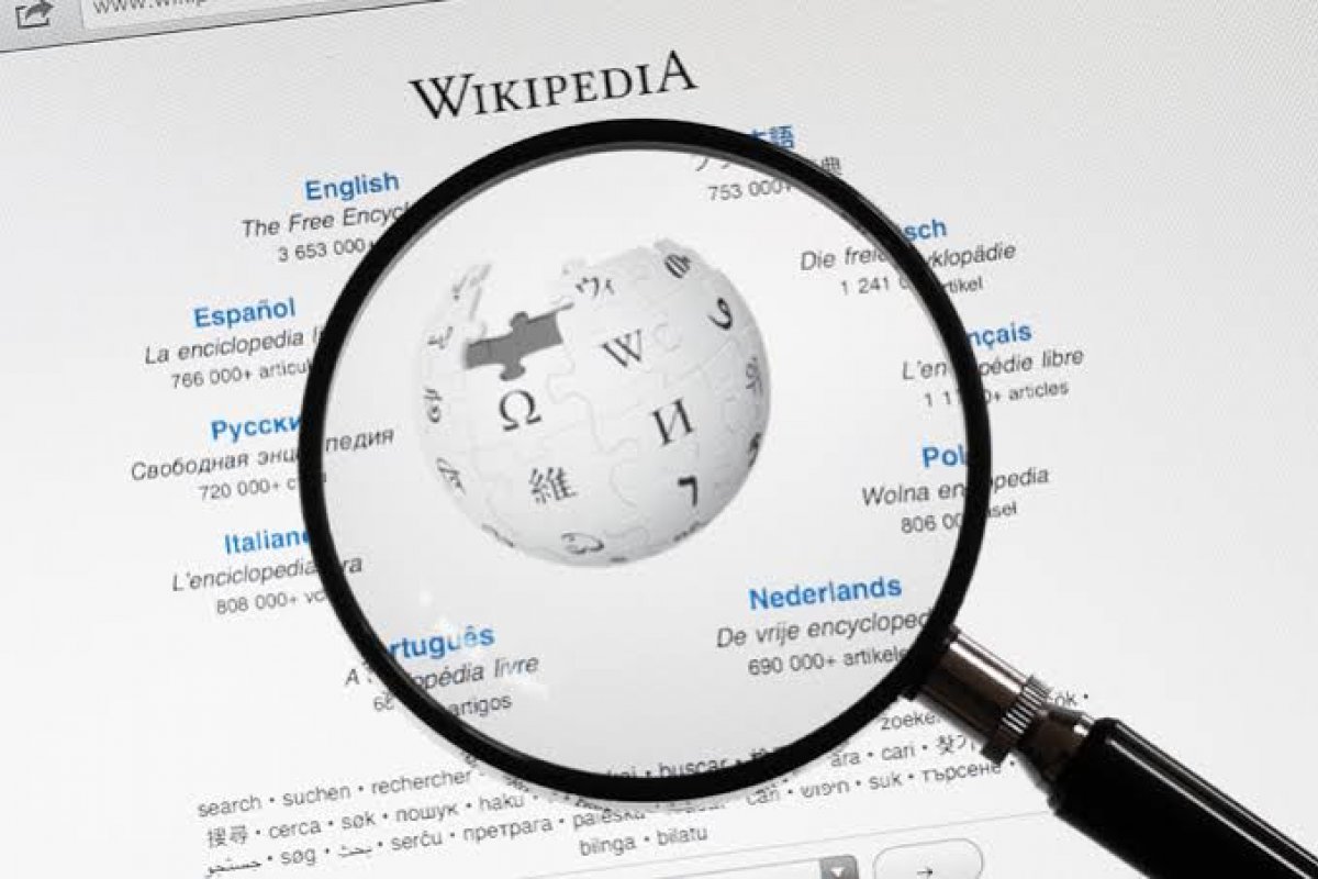 Dona da Wikipédia é multada na Rússia por recusar apagar artigos sobre guerra na Ucrânia